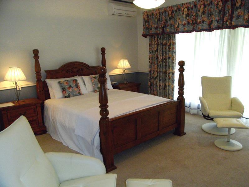 Inn The Tuarts Guest Lodge Busselton Accommodation - Adults Only Exteriör bild